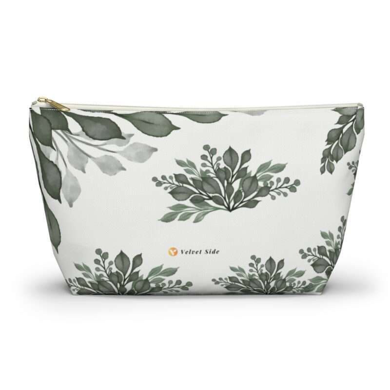 Accessory pouch with leaf craft velvet side in various sizes.