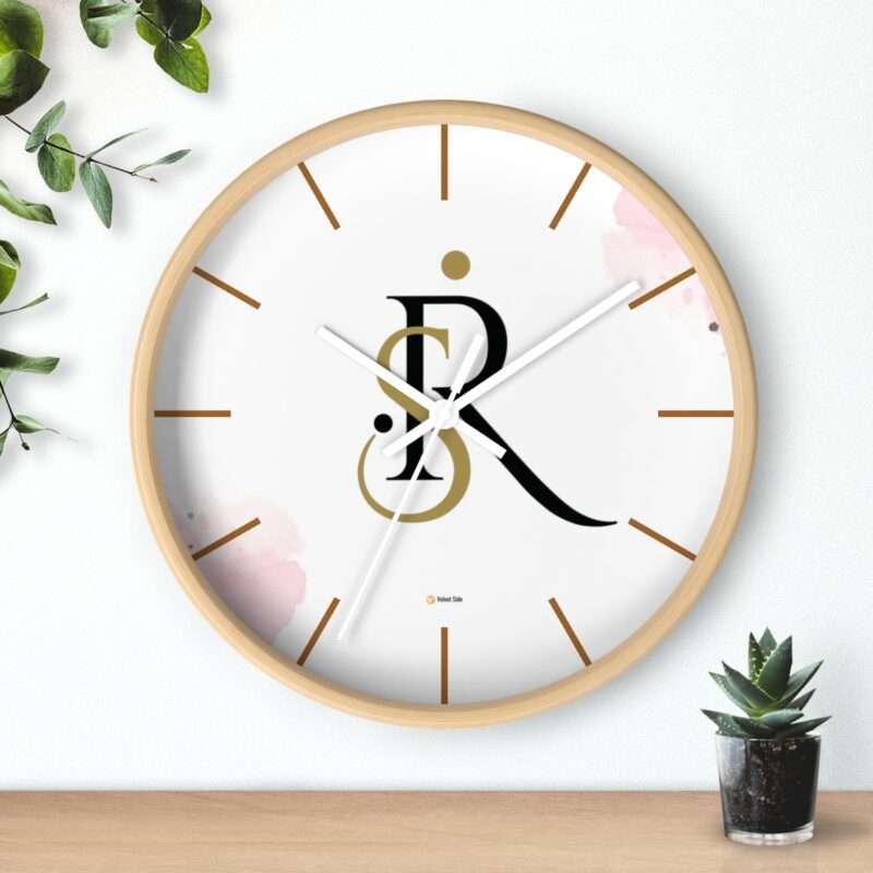 Unique high-quality wall clock with oceanic design, perfect for maritime-inspired rooms.